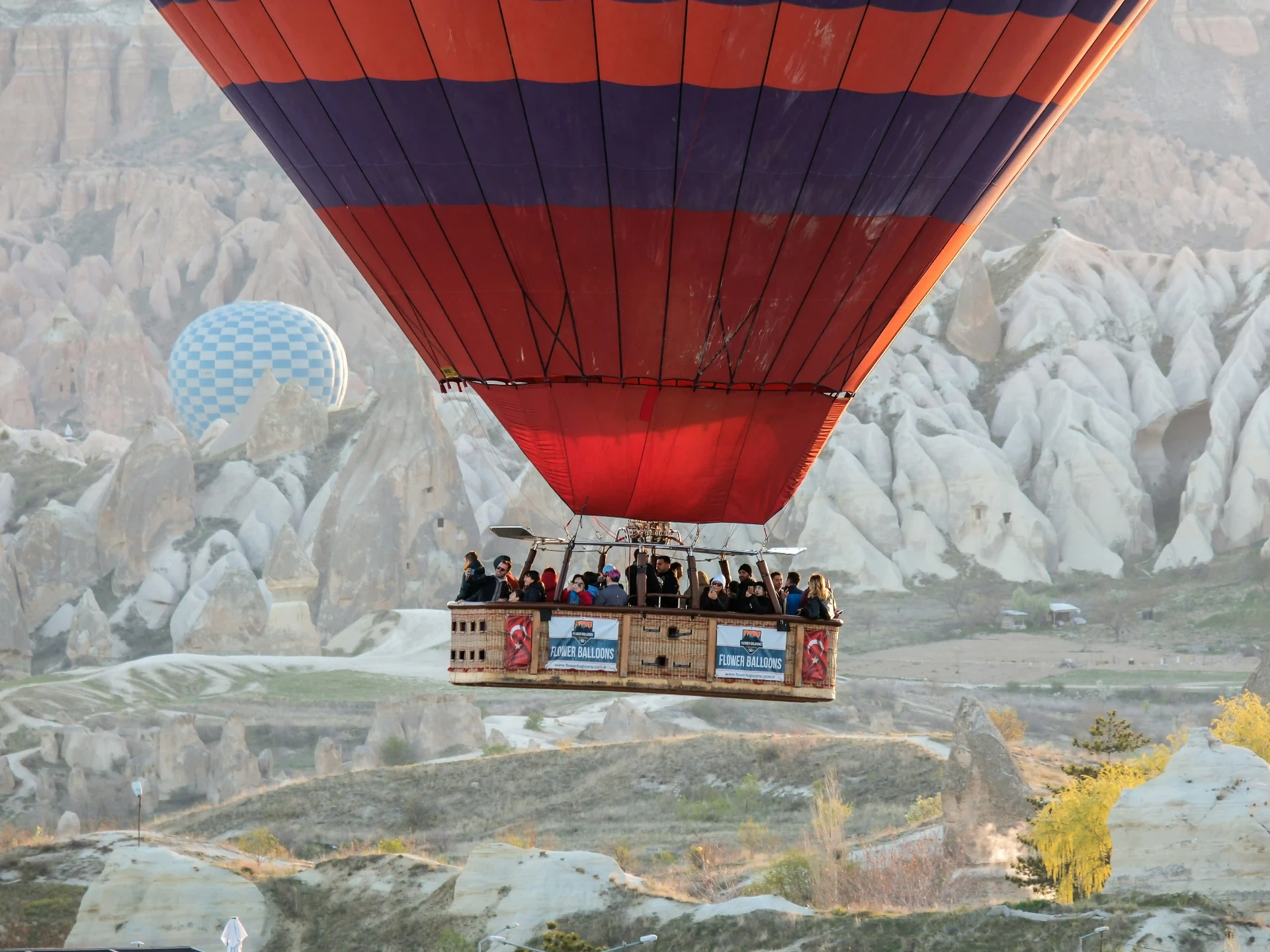 Hot air balloon basket experience
