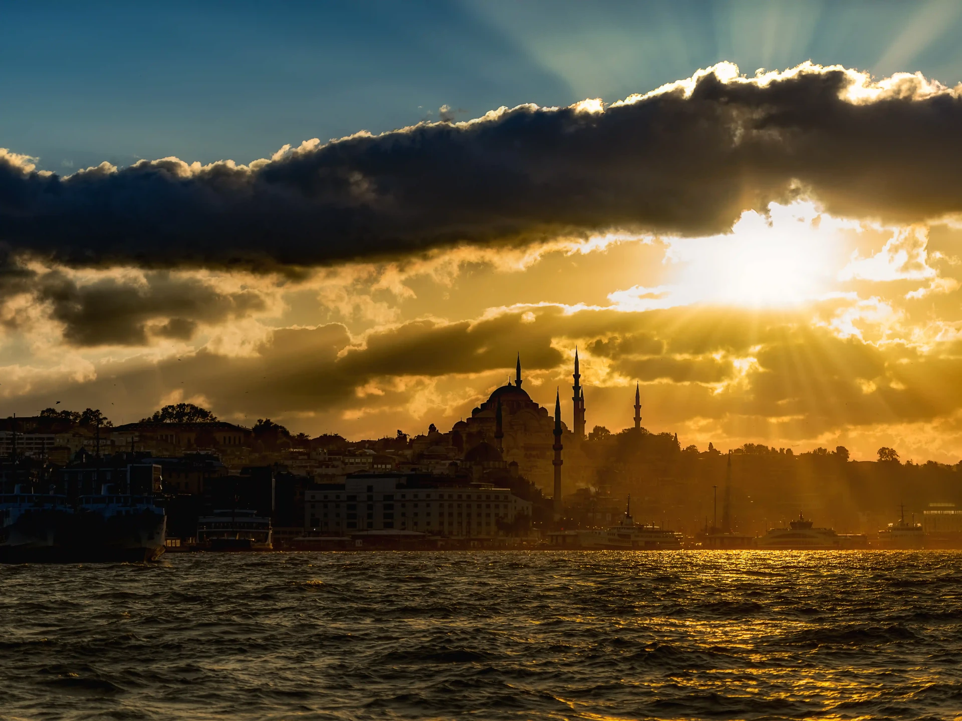 Eminönü waterfront